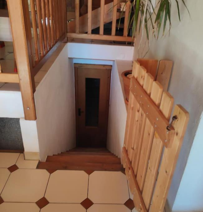 Maison Cosy Et Conviviale, Le B7 Besset Exterior photo