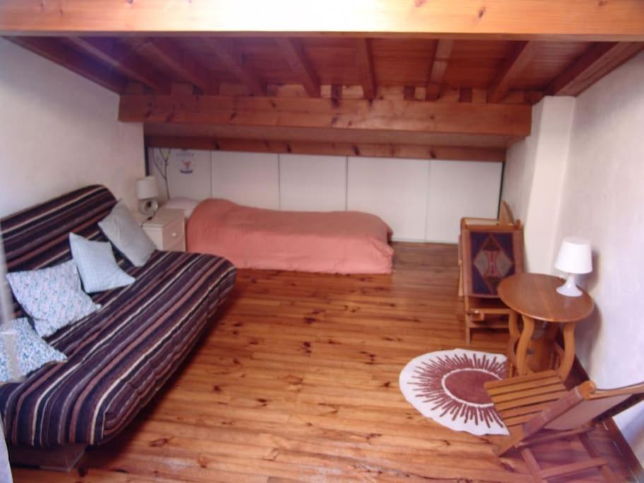 Maison Cosy Et Conviviale, Le B7 Besset Exterior photo