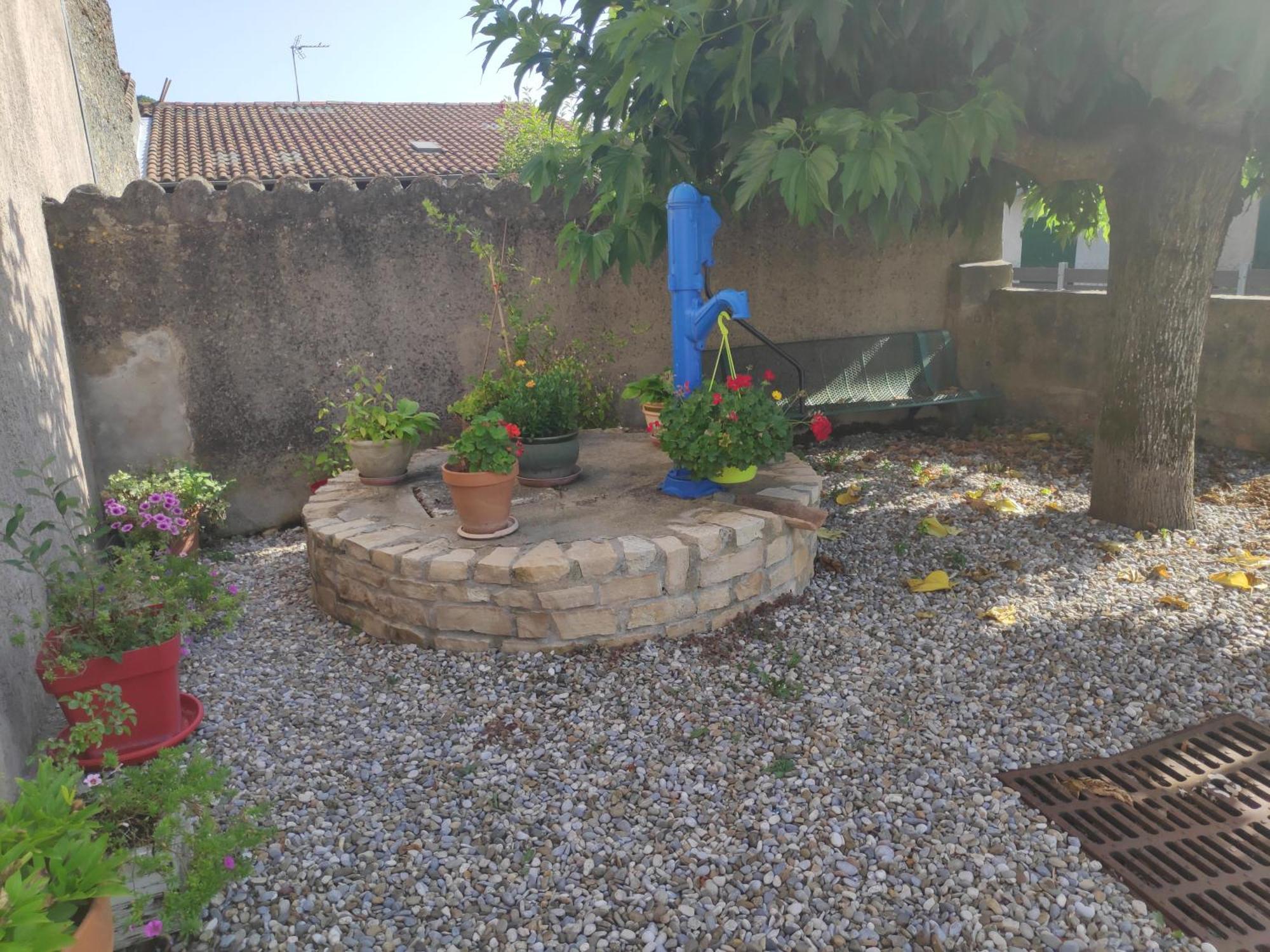 Maison Cosy Et Conviviale, Le B7 Besset Exterior photo
